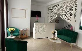 Casa Eden Pension 3*